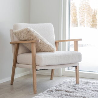 Airy Teddy nojatuoli luonnonvalkoinen Oreo 8, valkaistu tammi jalat