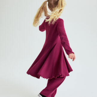 Kellohelmainen mekko