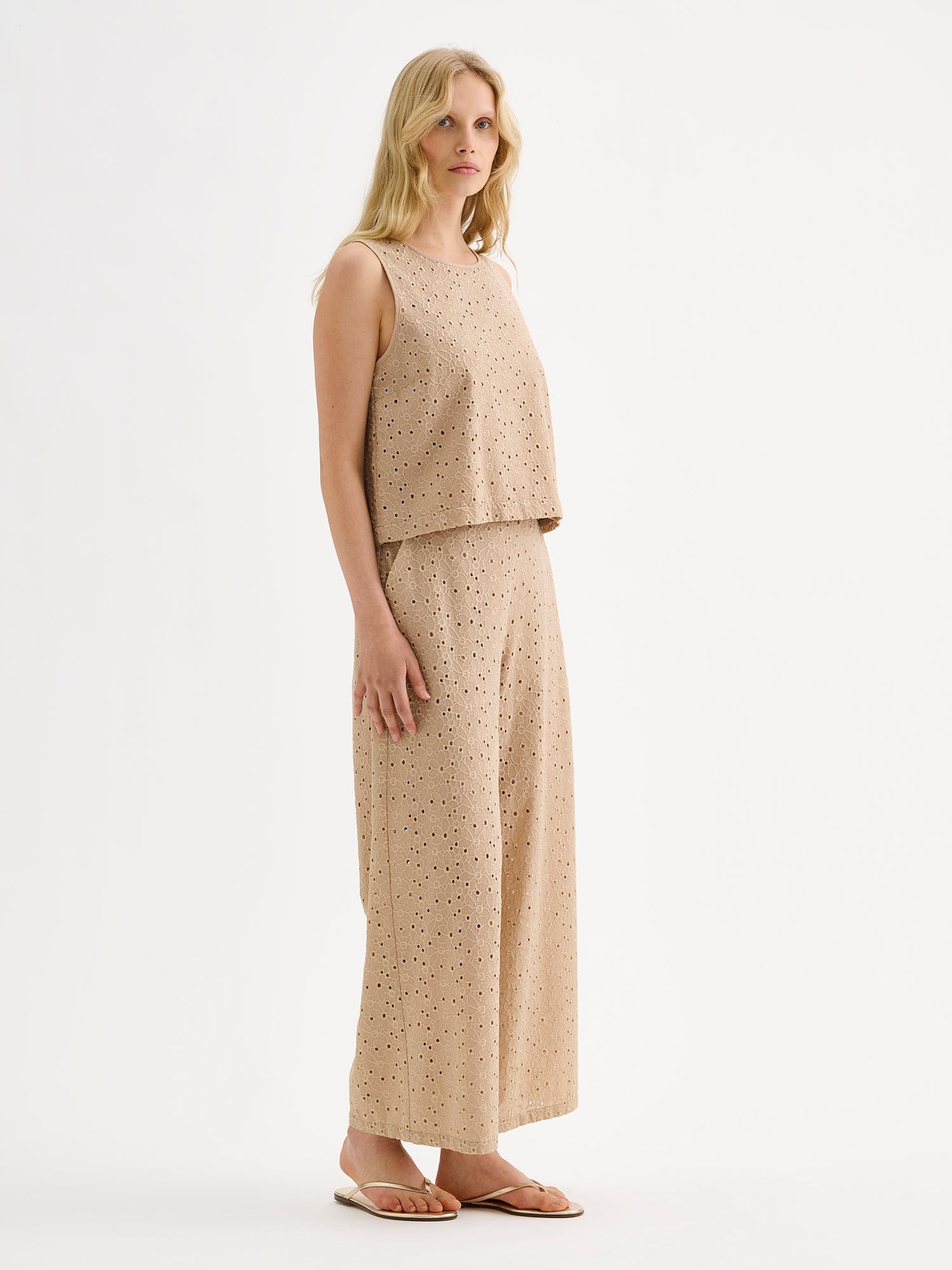 Nanso NUPPU pusero - beige