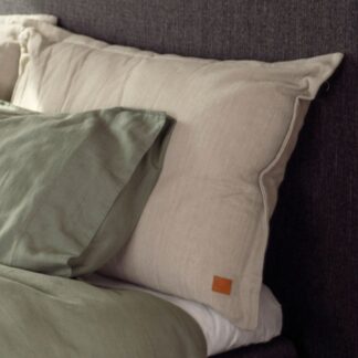 Fanni K Kumpu koristetyyny 50x80 cm beige