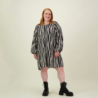 Alley Volume Sleeve Tunic Dress -Mekko | Licorice - XS
