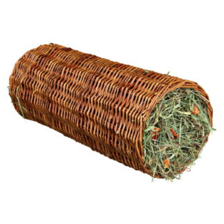 Pajutunneli heinällä Trixie