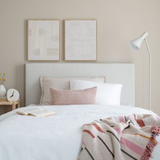 Unia Arki sängynpääty 130x122 beige Altea, sis. säätöjalat