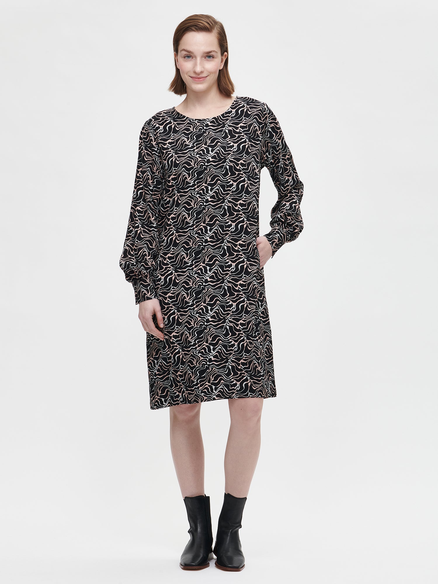 Nanso SARA kangasmekko - musta-40